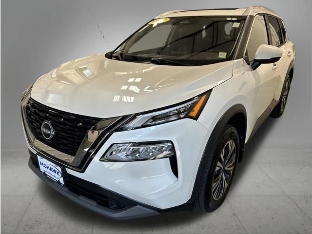 Used 2022 Nissan Rogue SV w/ SV Premium Package AWD/4WD image 1