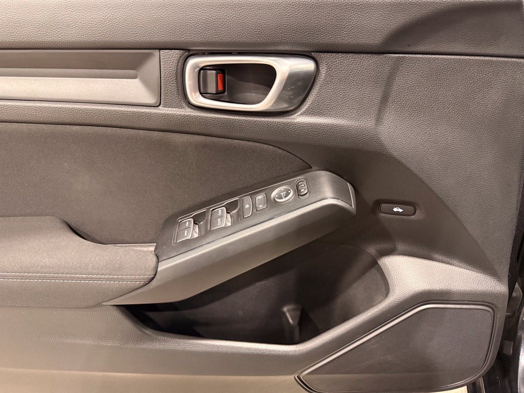Used 2023 Honda Civic Sport image 12