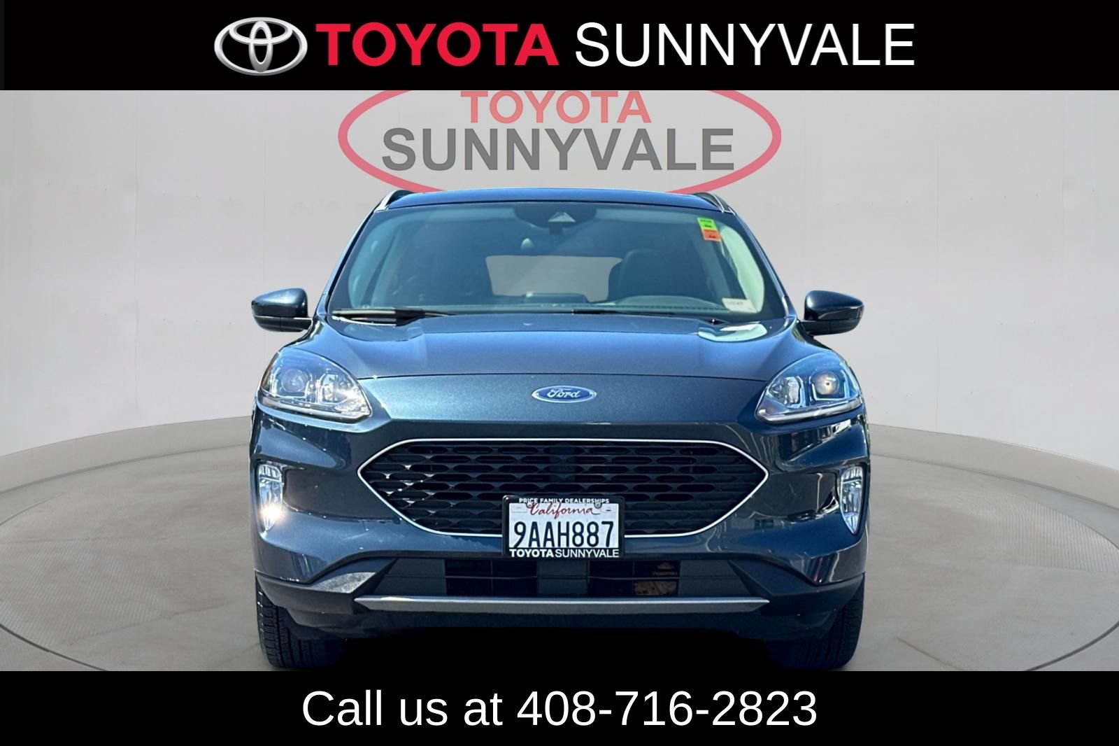 Used 2022 Ford Escape SEL w/ Technology Package FWD image 11