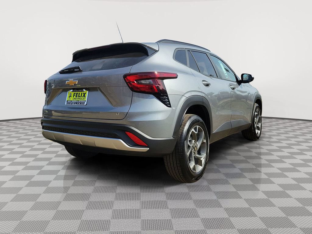 New 2026 Chevrolet Trax LT image 3