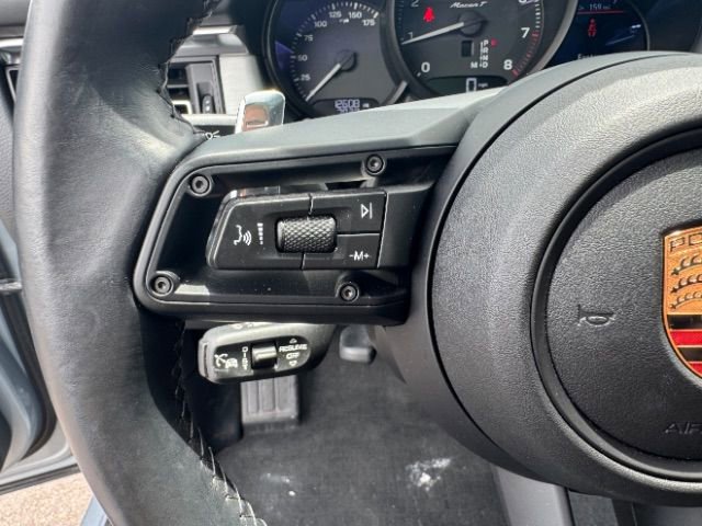 Used 2024 Porsche Macan Turbo image 21