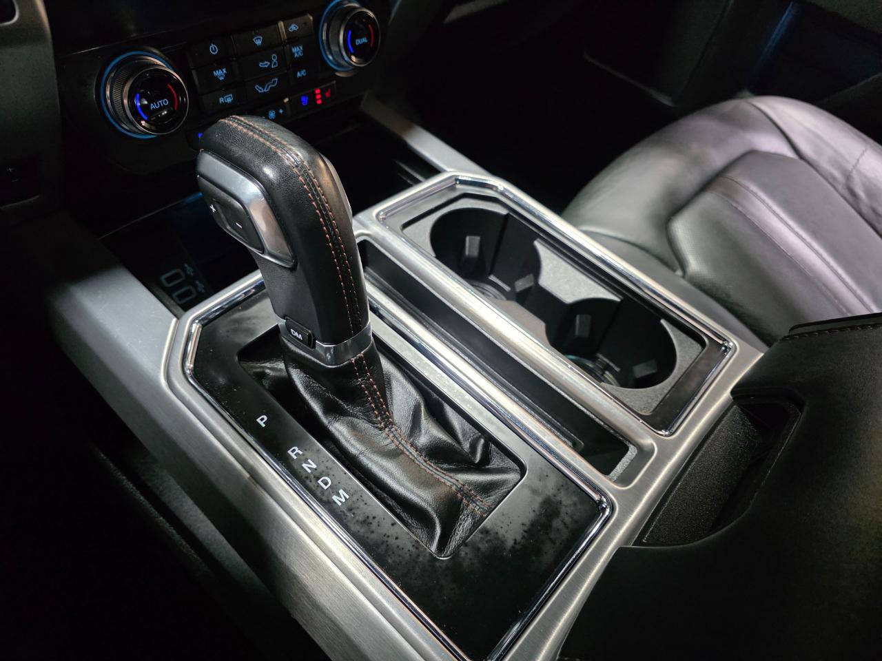 Used 2019 Ford F150 Platinum image 36