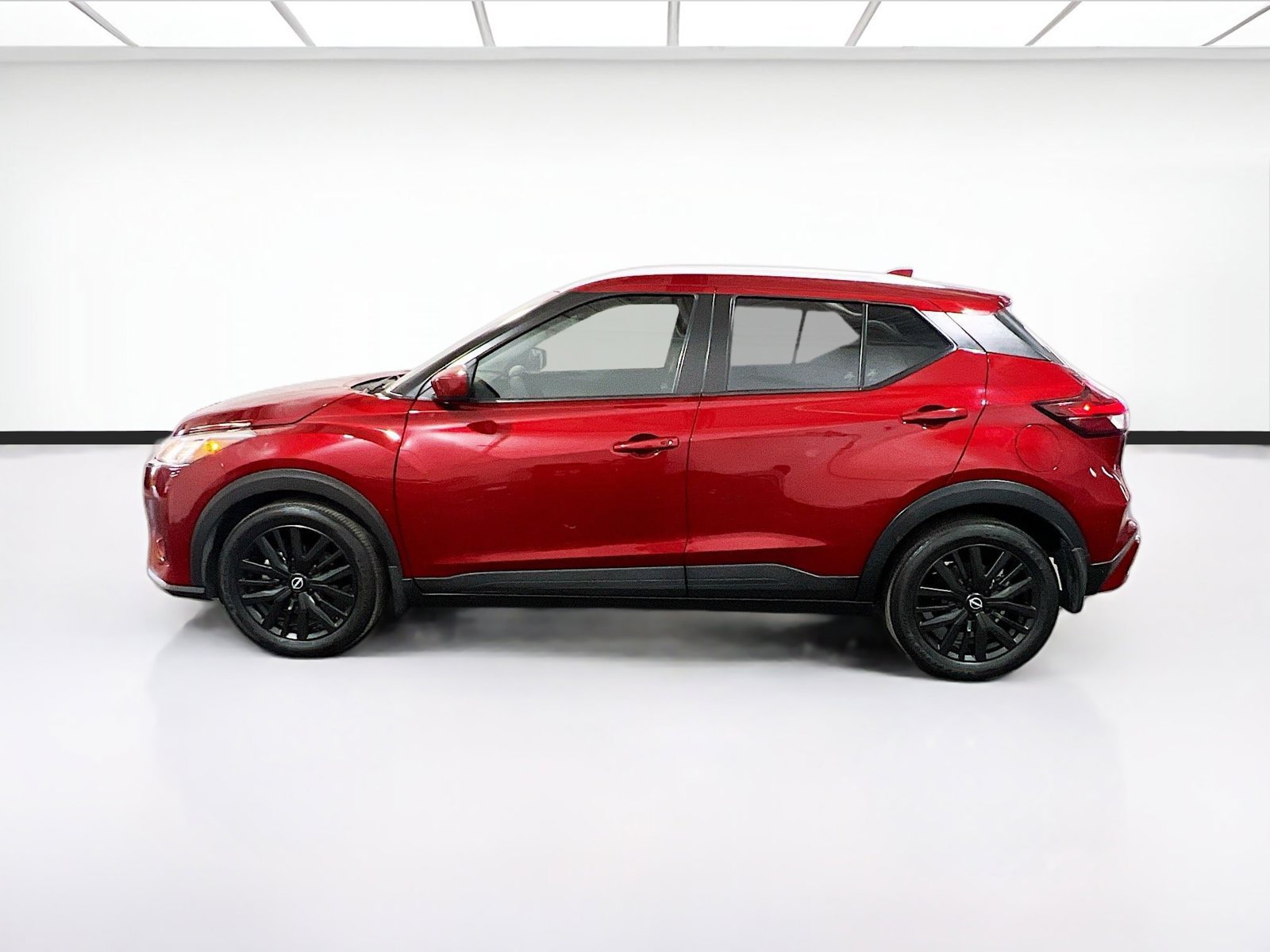 Used 2023 Nissan Kicks SV FWD image 21