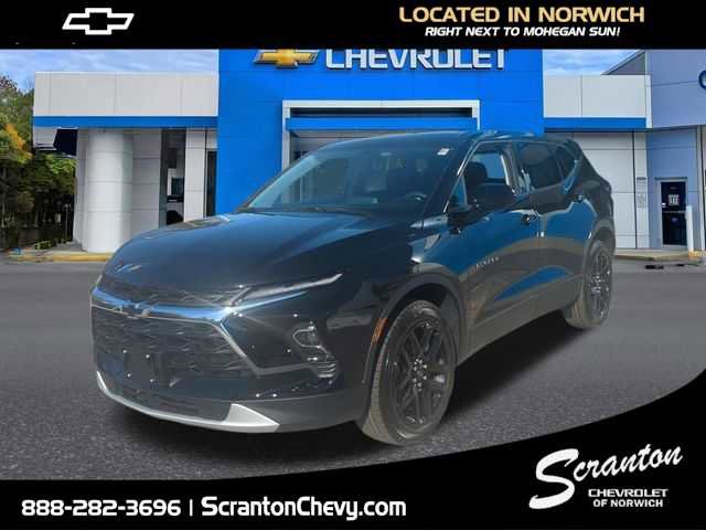 New 2025 Chevrolet Blazer LT w/ Driver Confidence Package