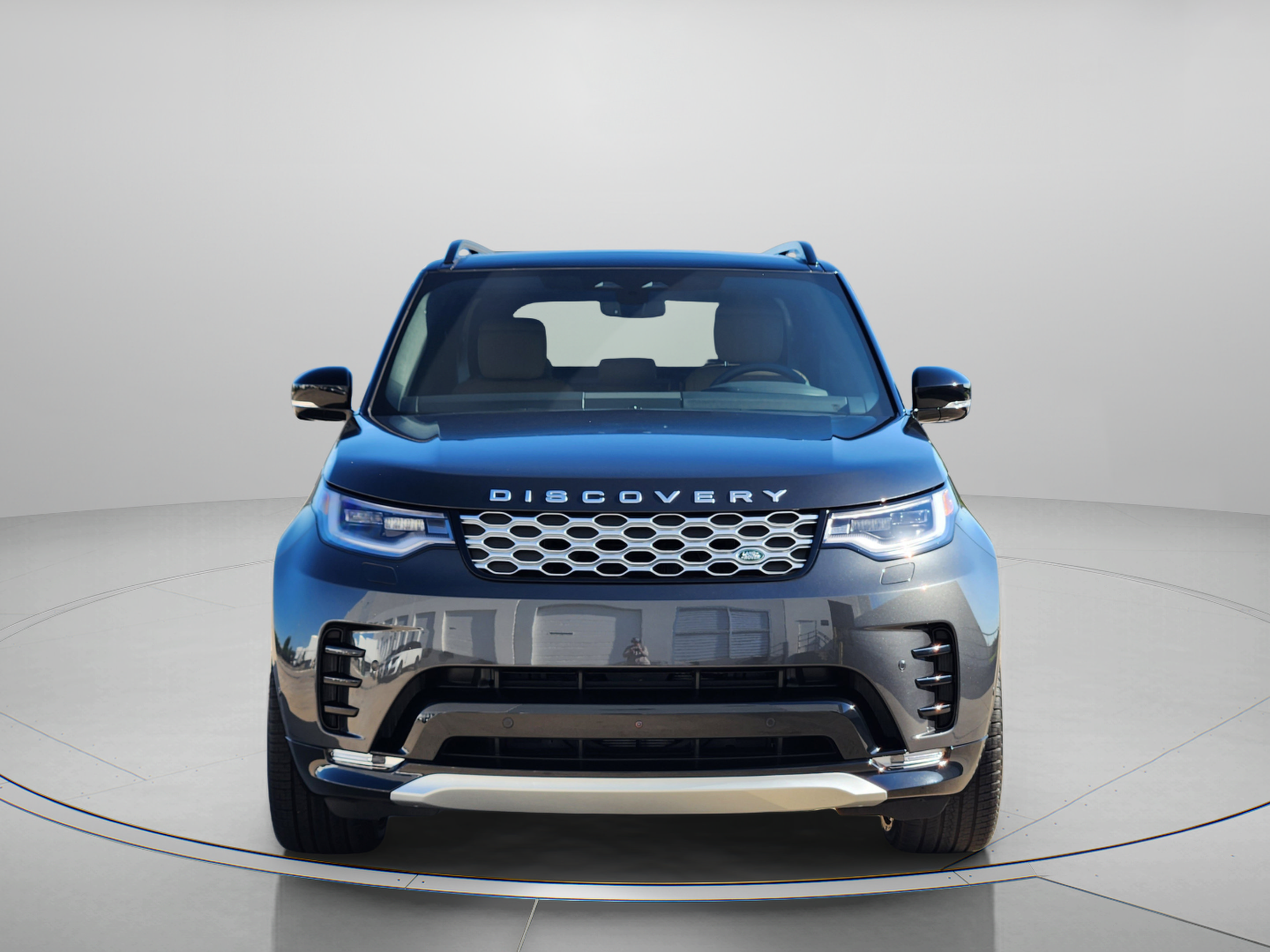 New 2026 Land Rover Discovery Limited Edition AWD/4WD image 6