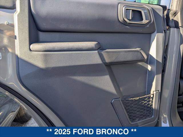 New 2025 Ford Bronco Badlands AWD/4WD image 17