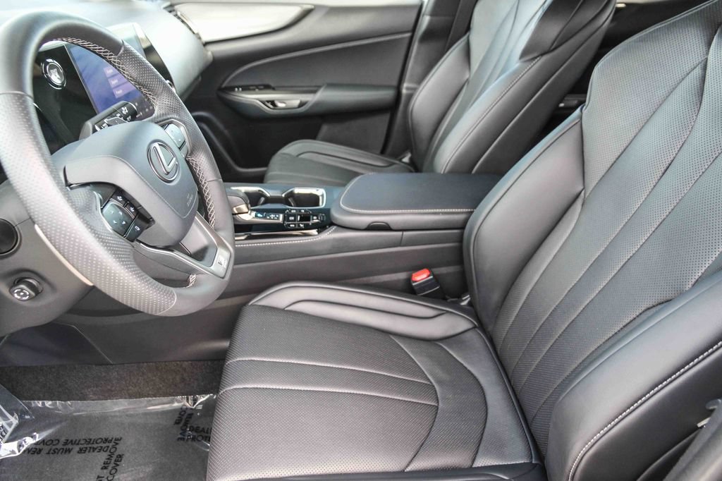 Certified 2025 Lexus NX 350 F Sport w/ Accessory Package (2T) AWD/4WD image 19