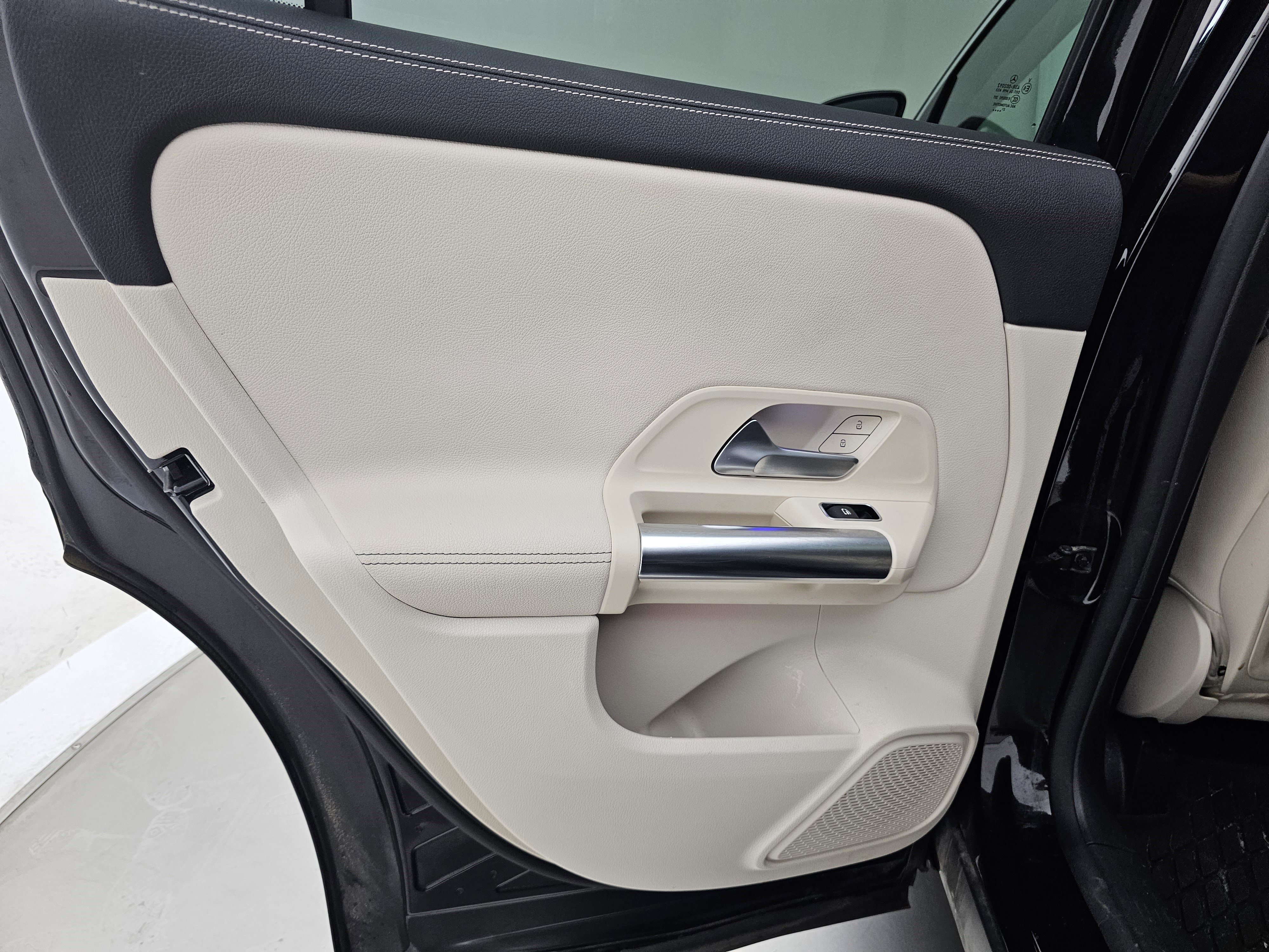 Certified 2022 Mercedes-Benz GLA 250 4MATIC image 25