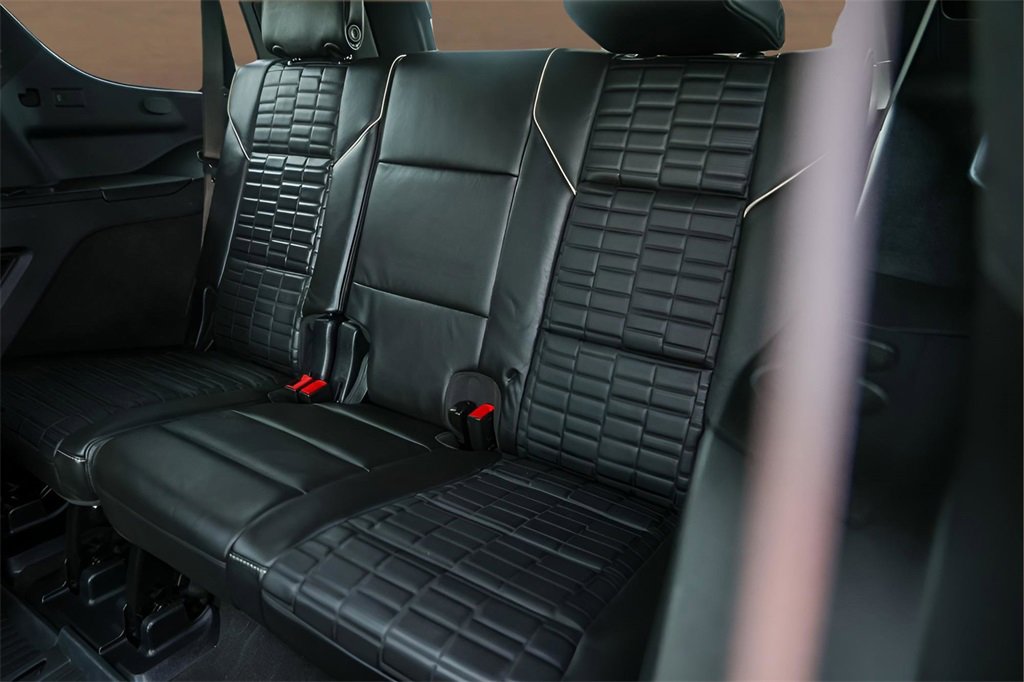 Certified 2025 Cadillac Escalade Sport Platinum w/ LPO, ONYX Package image 26