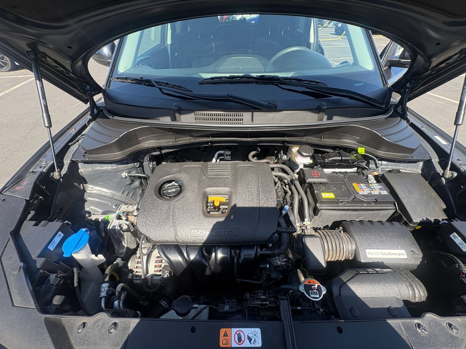 Used 2025 Kia Soul LX w/ LX Technology Package FWD image 30