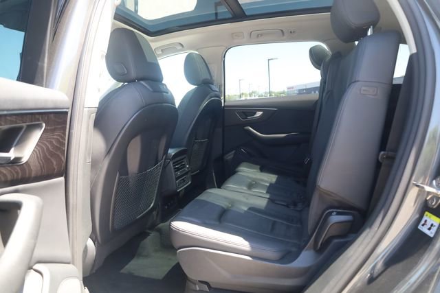 Used 2023 Audi Q7 2.0T Premium w/ Convenience Package AWD/4WD image 20