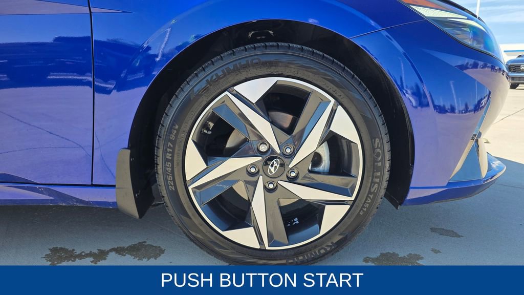 Used 2023 Hyundai Elantra Limited image 13