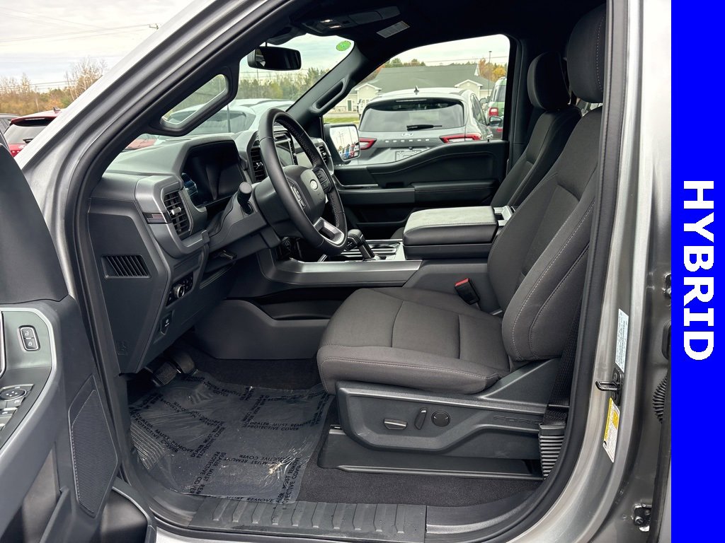 New 2025 Ford F150 XLT w/ Equipment Group 302A MID image 15