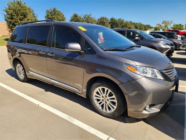 Used 2017 Toyota Sienna L