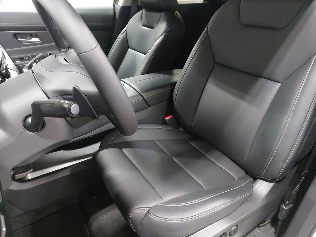 Certified 2025 Nissan Murano SV w/ Cargo Package image 15
