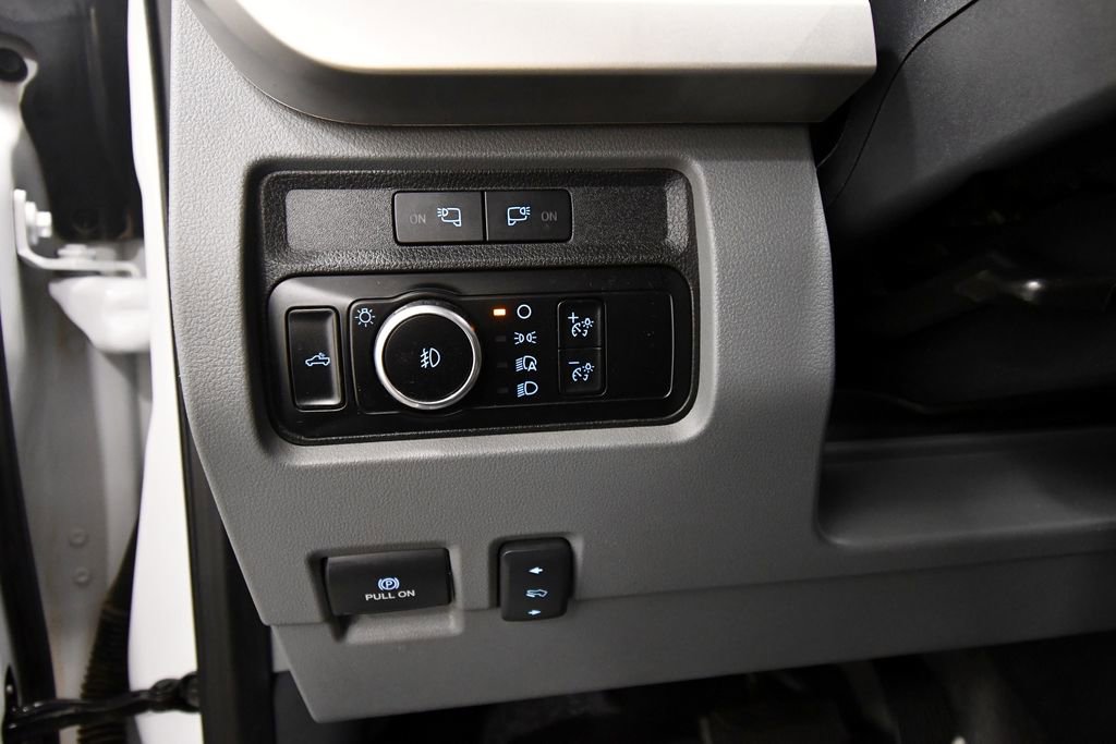 Used 2023 Ford F350 XLT w/ 360-Degree Camera Package image 17