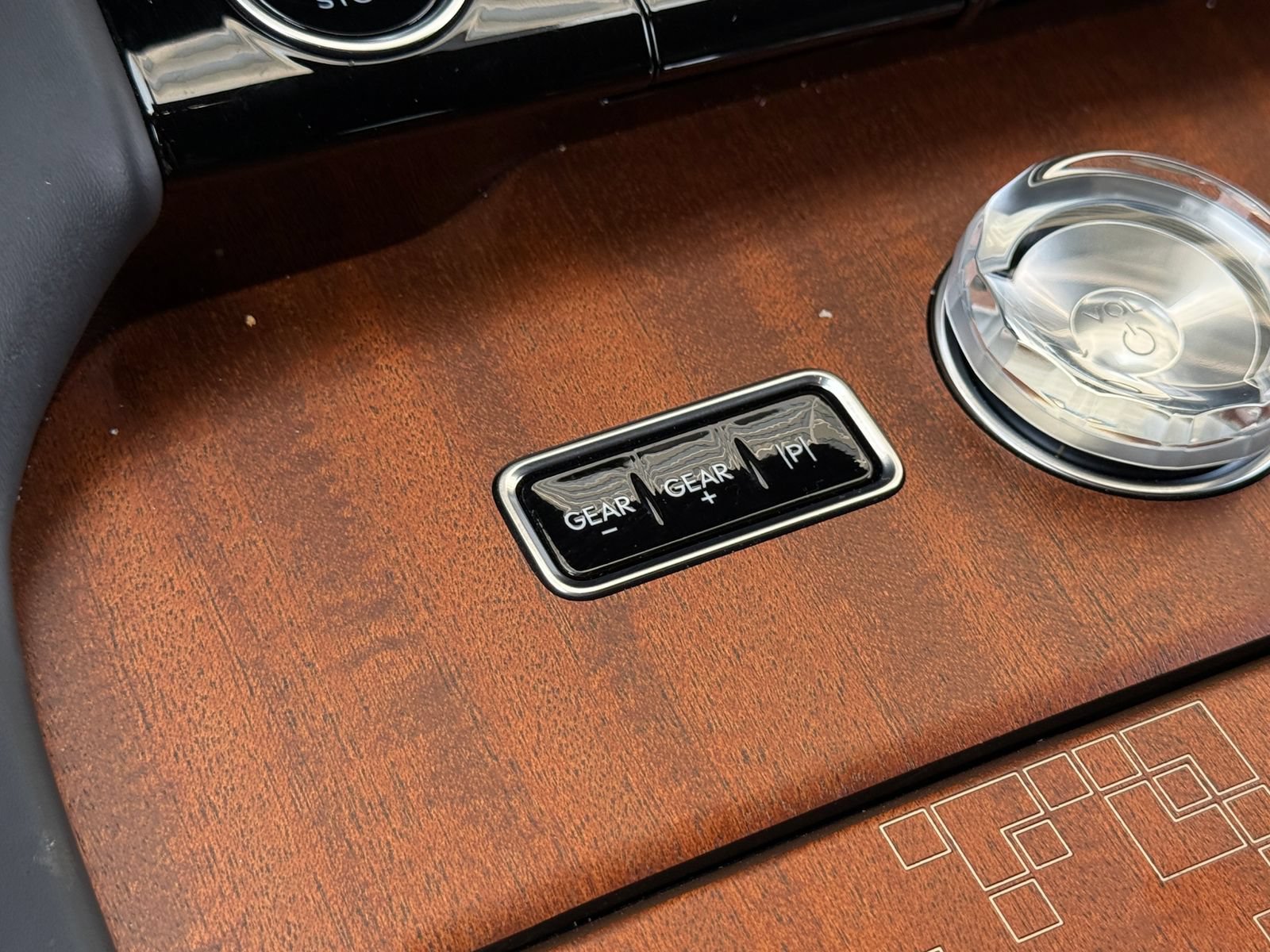Certified 2025 Lincoln Navigator L Black Label AWD/4WD image 40