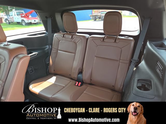 Used 2023 Lincoln Aviator Reserve w/ Equipment Group 201A AWD/4WD image 33