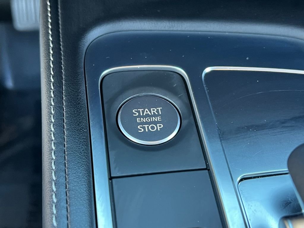 Used 2025 INFINITI QX60 Sensory w/ Cargo Package image 31