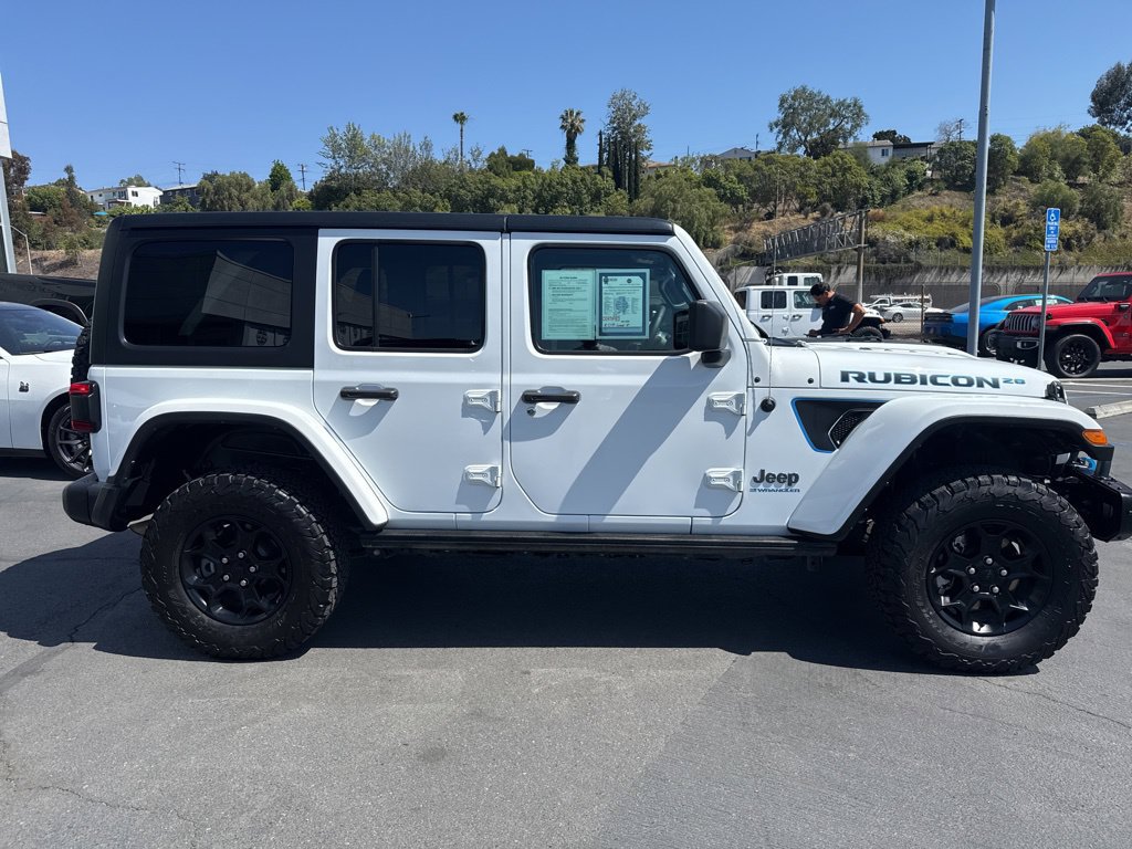 Used 2023 Jeep Wrangler Unlimited Rubicon 4xe AWD/4WD image 11