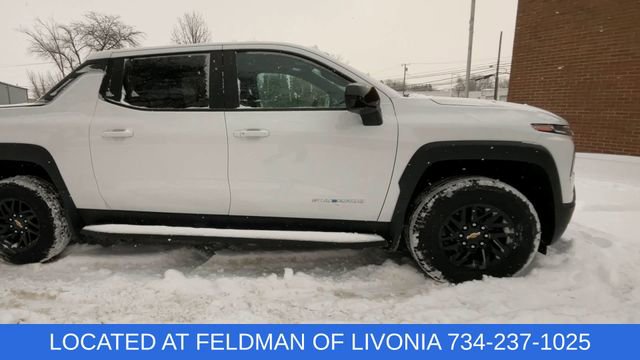 Used 2024 Chevrolet Silverado EV W/T image 9