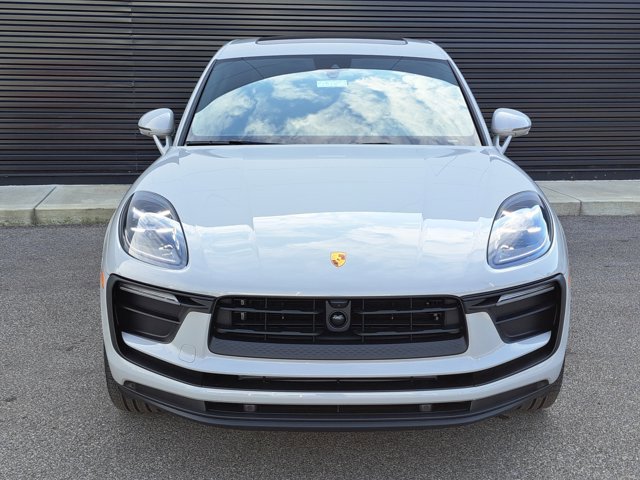 New 2026 Porsche Macan image 10