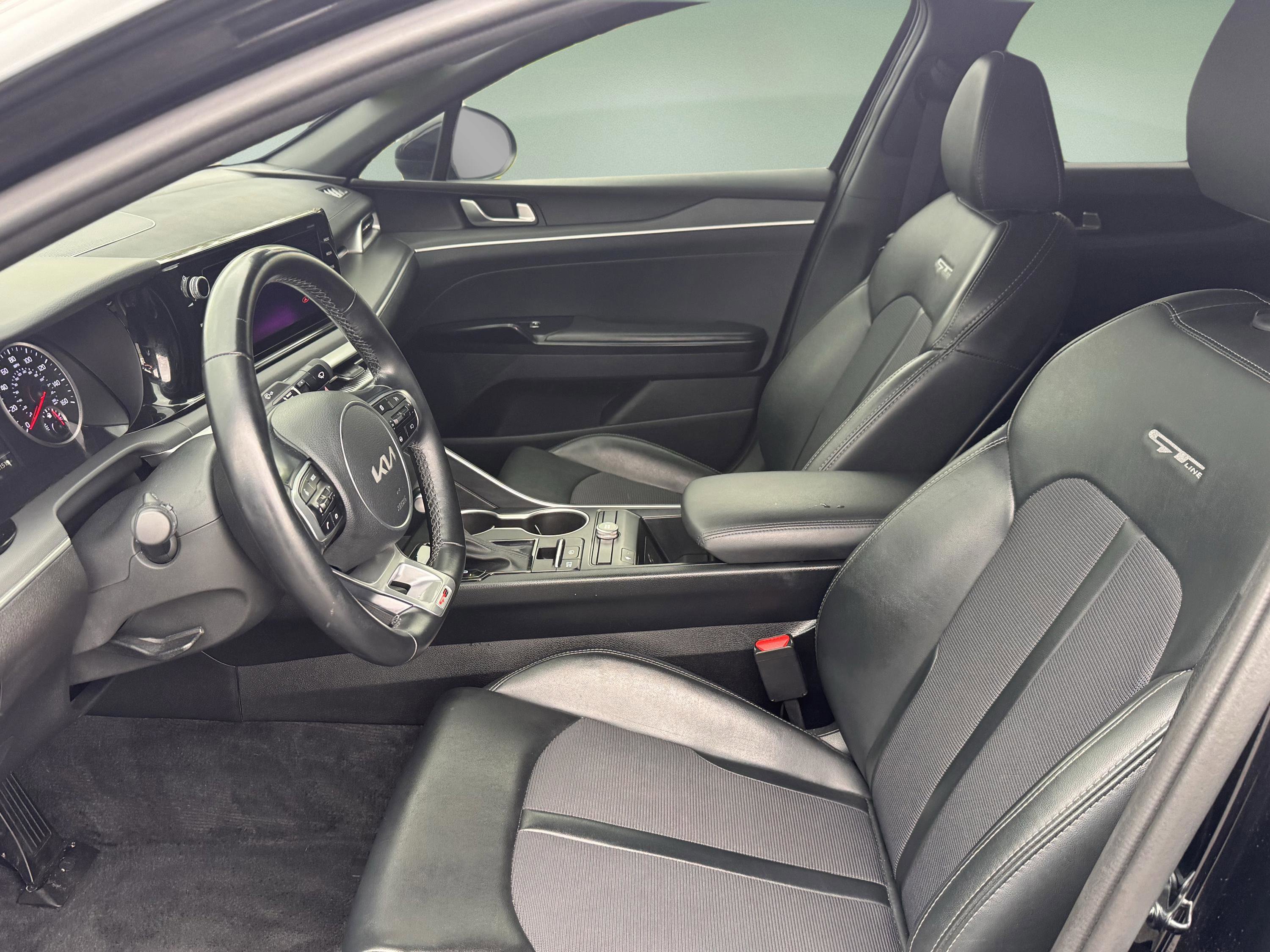 Used 2022 Kia K5 GT-Line FWD image 9
