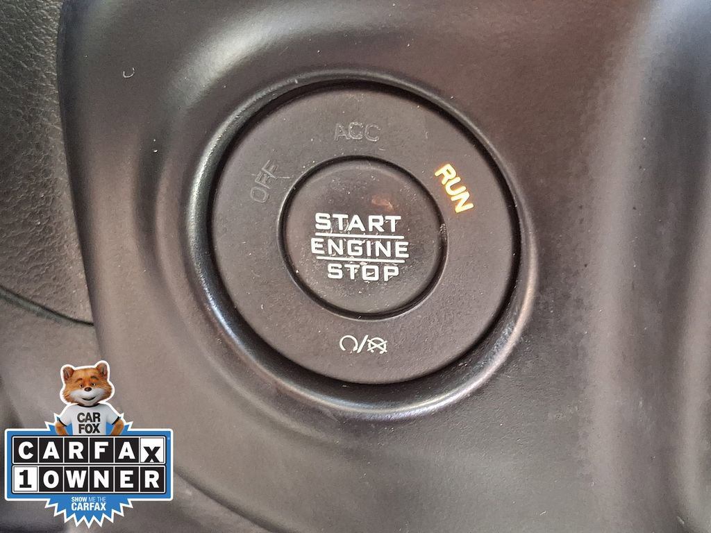 Used 2022 Jeep Gladiator Willys AWD/4WD image 23