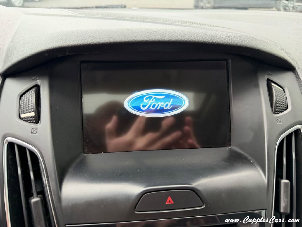 Used 2018 Ford Focus SEL FWD image 27