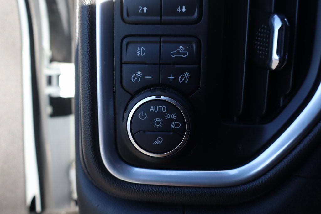 Used 2022 Chevrolet Silverado 1500 RST AWD/4WD image 24