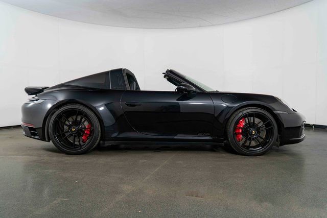 Used 2024 Porsche 911 Targa 4 GTS w/ Premium Package image 9