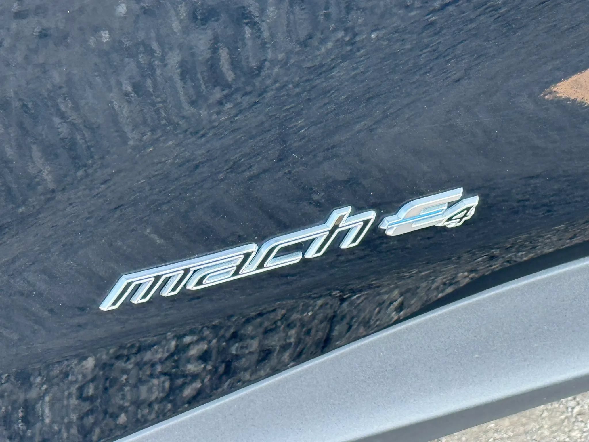 Used 2025 Ford Mustang Mach-E Premium AWD/4WD image 29