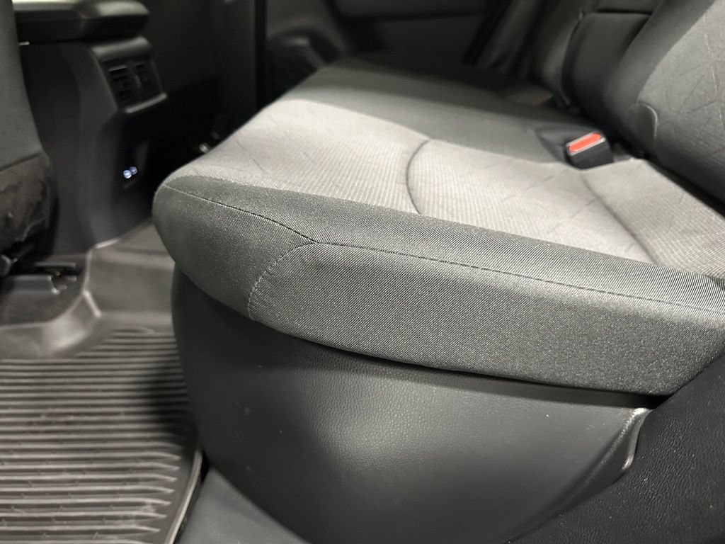 Used 2025 Toyota RAV4 XLE AWD/4WD image 44