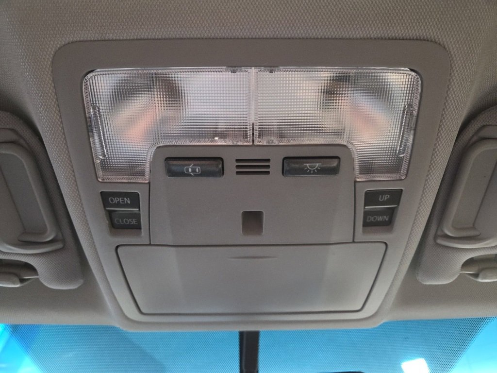 Used 2013 Toyota Camry XLE image 28