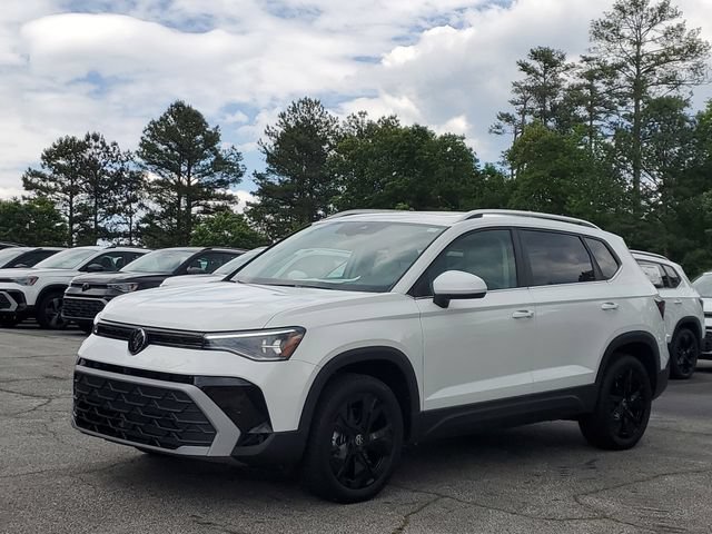New 2026 Volkswagen Taos SE FWD image 31