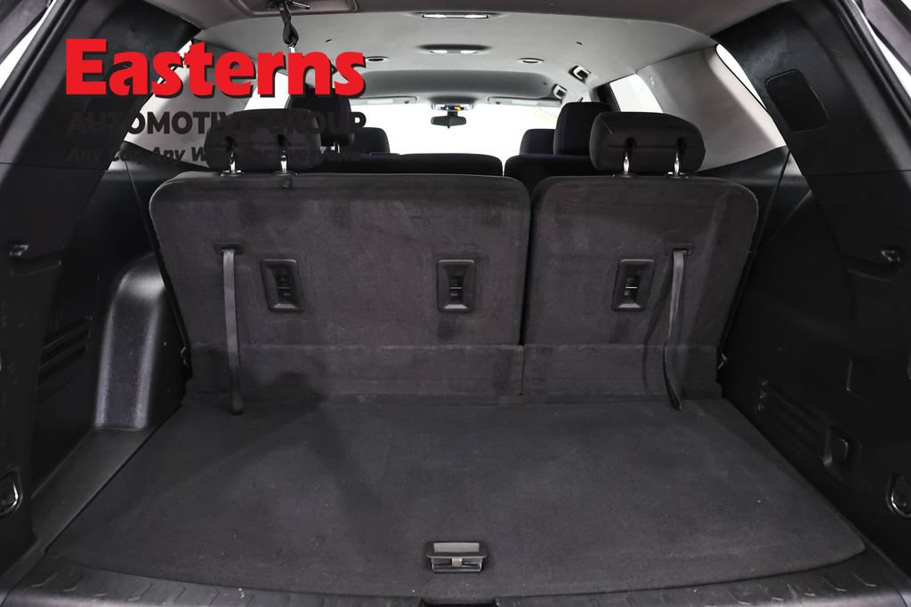 Used 2021 Chevrolet Traverse LS w/ LPO, Floor Liner Package AWD/4WD image 9