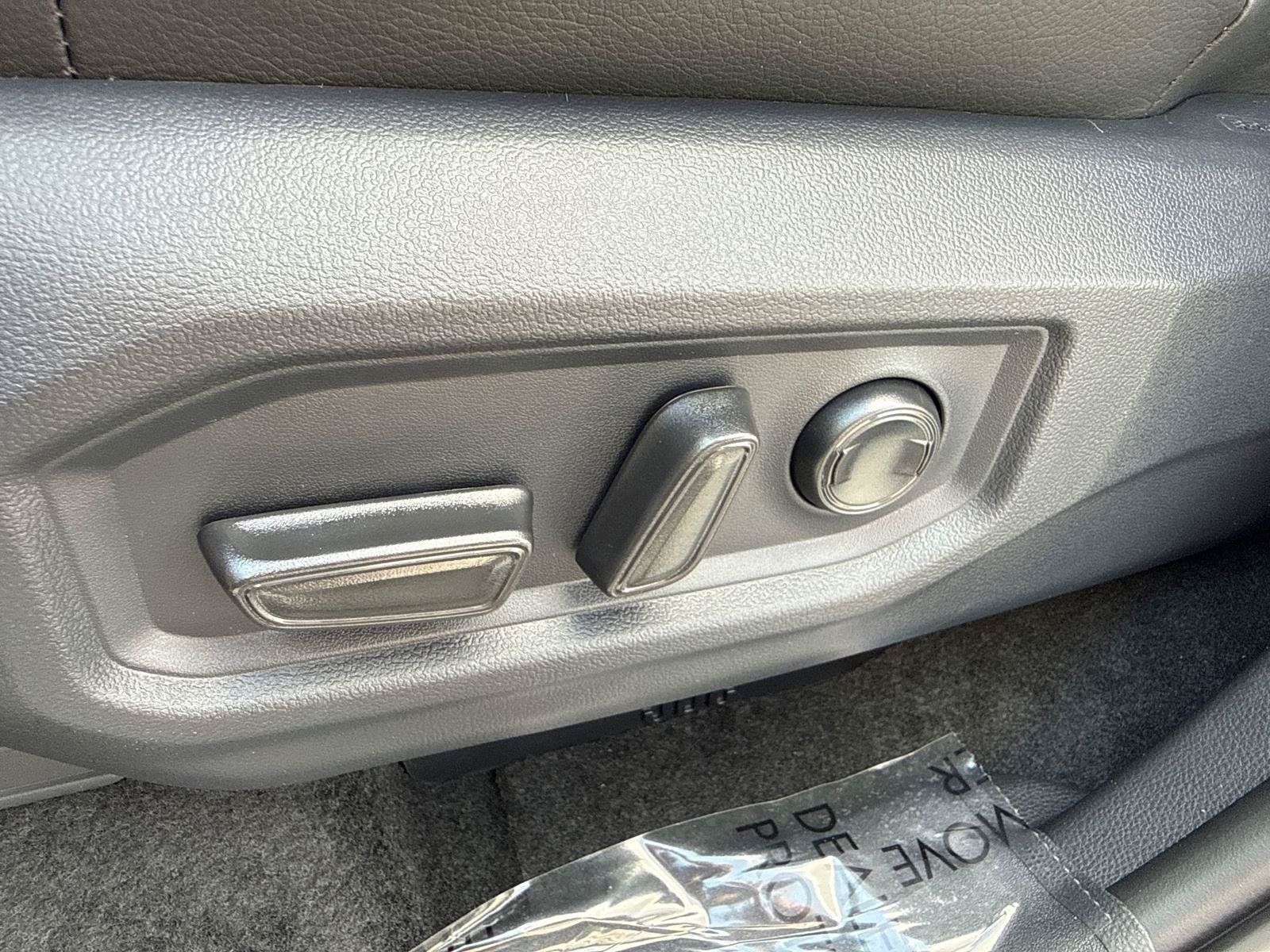 Used 2026 Toyota Sequoia Limited AWD/4WD image 14