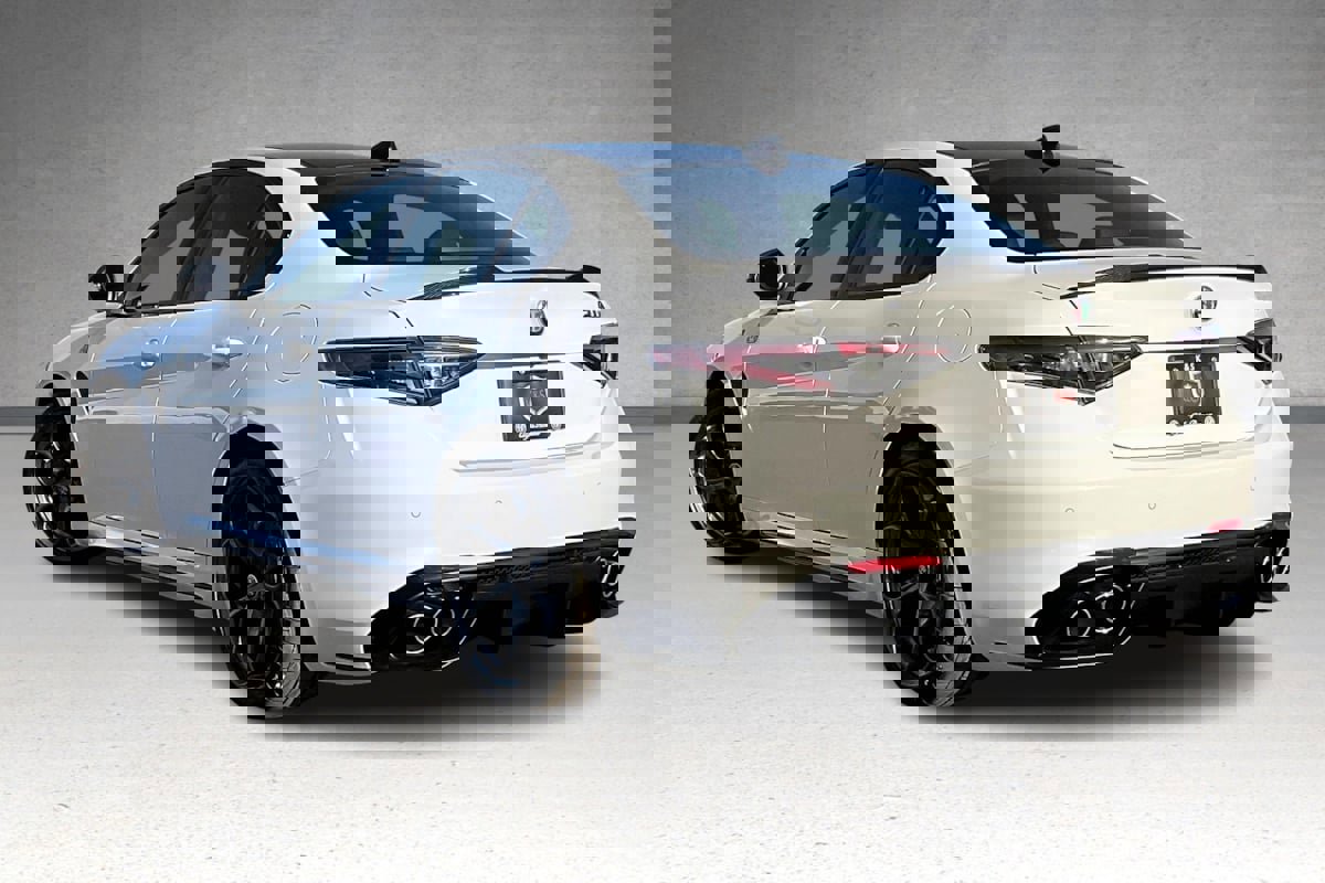 New 2024 Alfa Romeo Giulia Quadrifoglio image 3