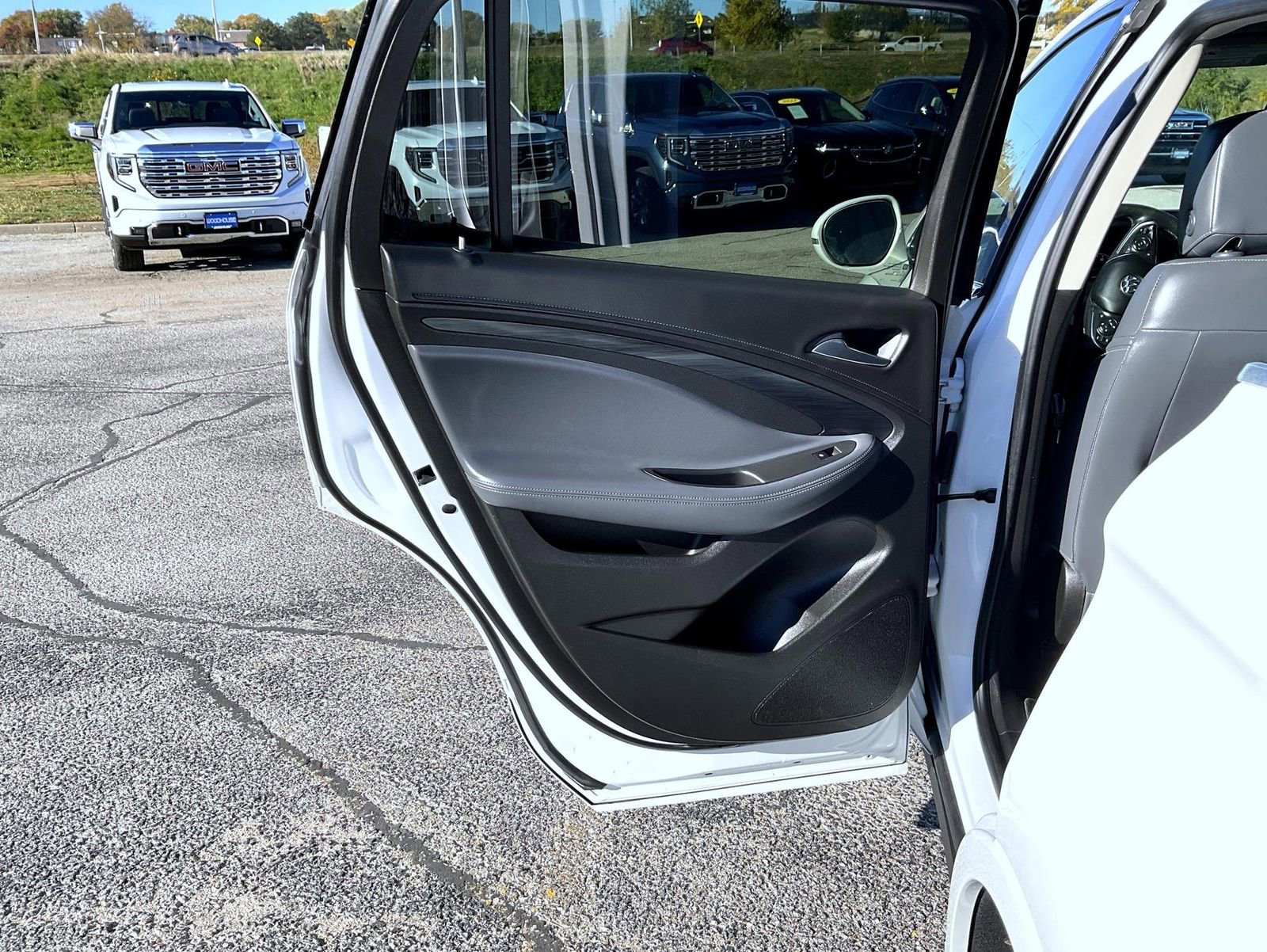 Used 2019 Buick Envision Premium image 20