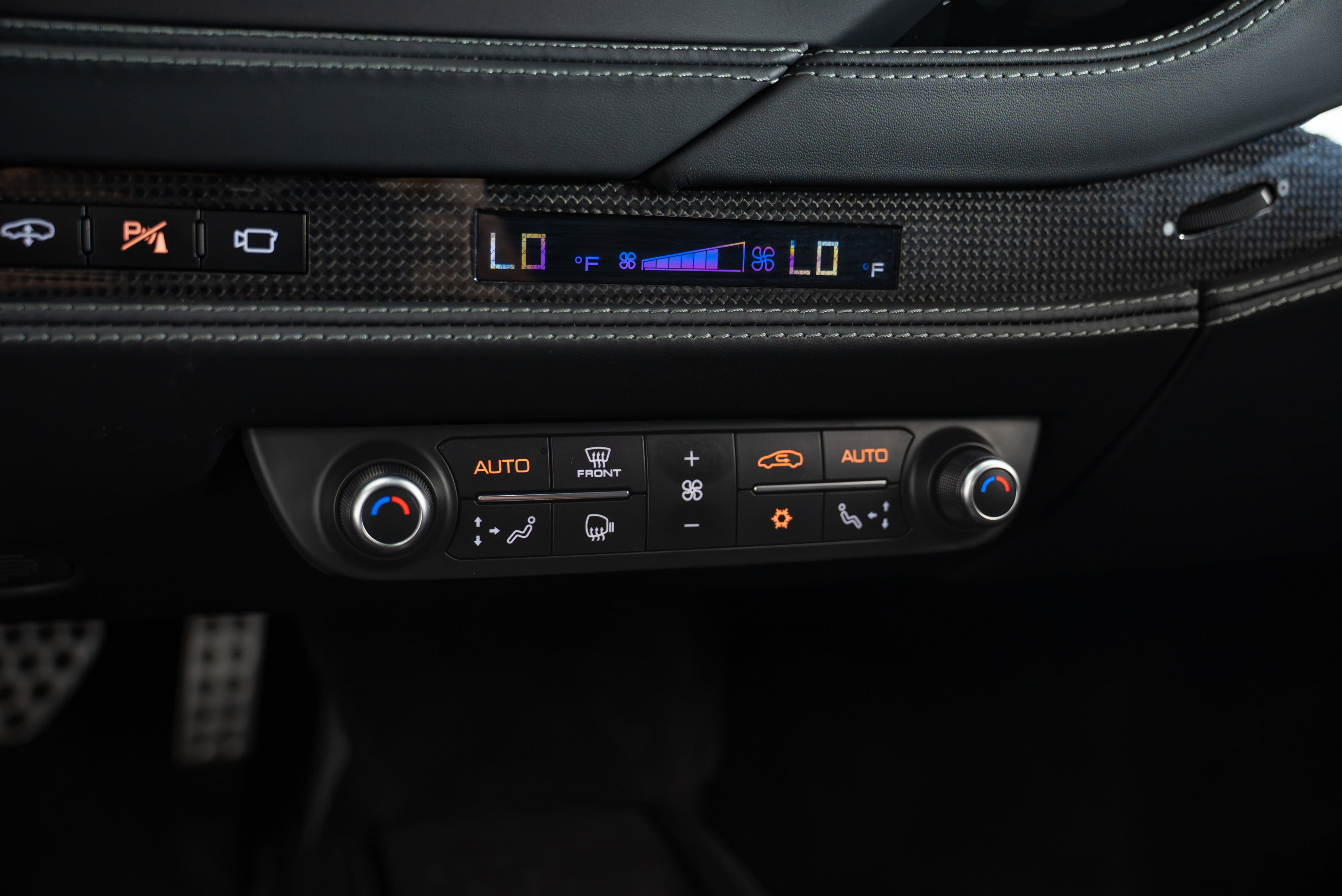 Used 2020 Ferrari F8 Tributo RWD image 15