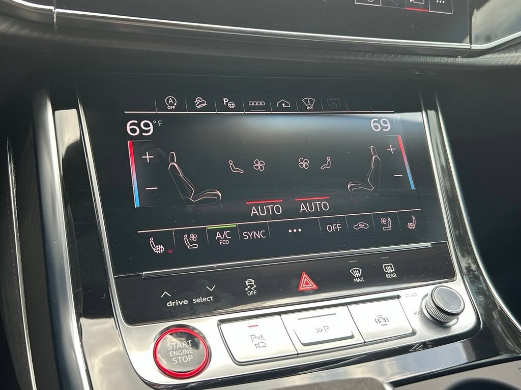 Used 2024 Audi RS Q8 AWD/4WD image 55