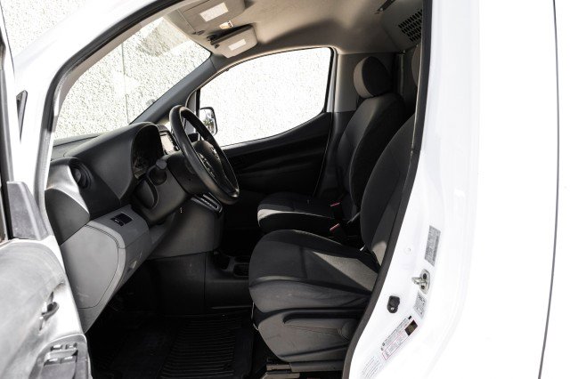 Used 2019 Nissan NV200 S w/ Cruise Control Package image 3
