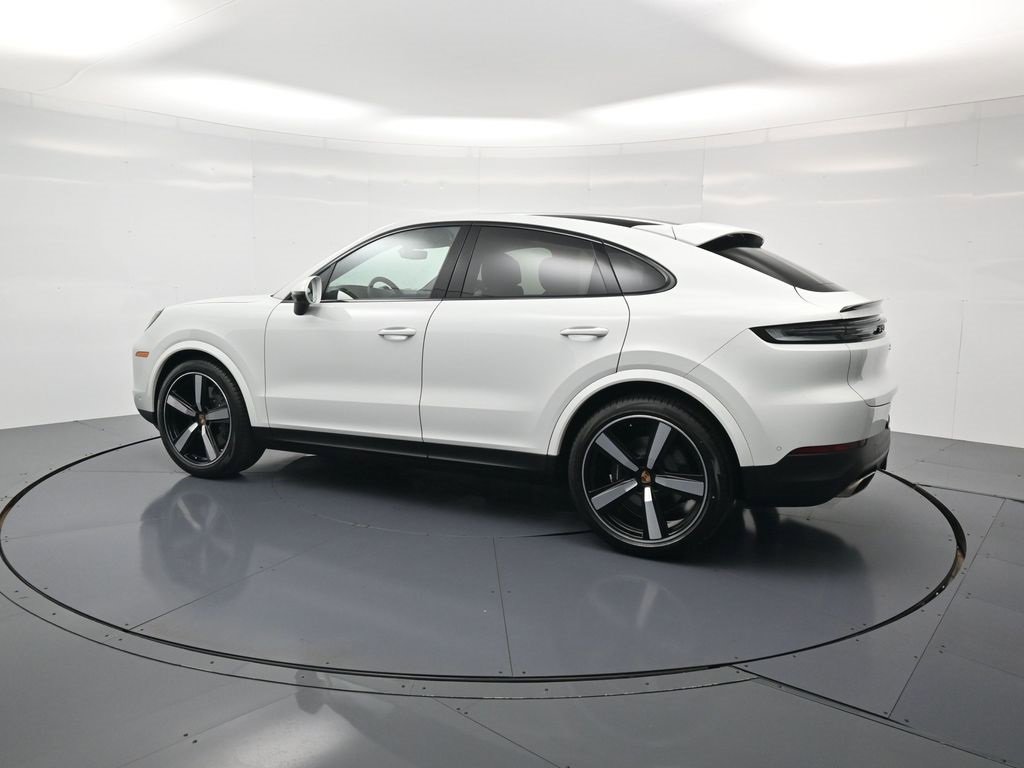 New 2026 Porsche Cayenne Coupe image 3