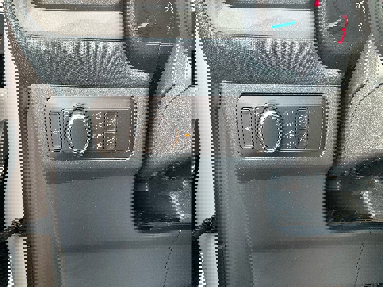 Used 2022 Ford Maverick XL image 14