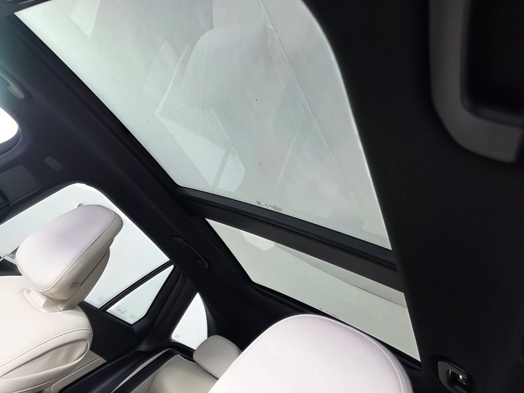 New 2026 Mercedes-Benz GLC 300 4MATIC image 9
