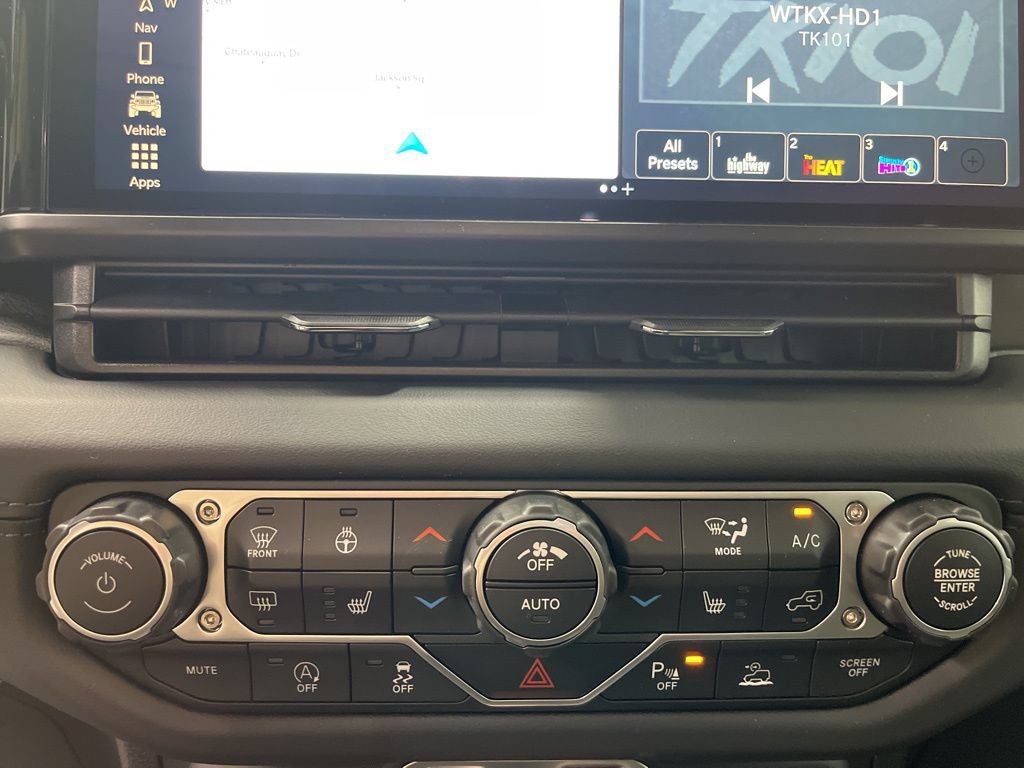 New 2026 Jeep Gladiator Mojave AWD/4WD image 15