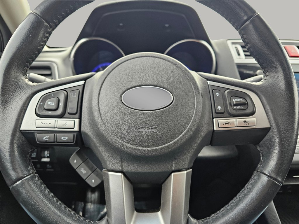 Used 2017 Subaru Outback 2.5i Limited image 3