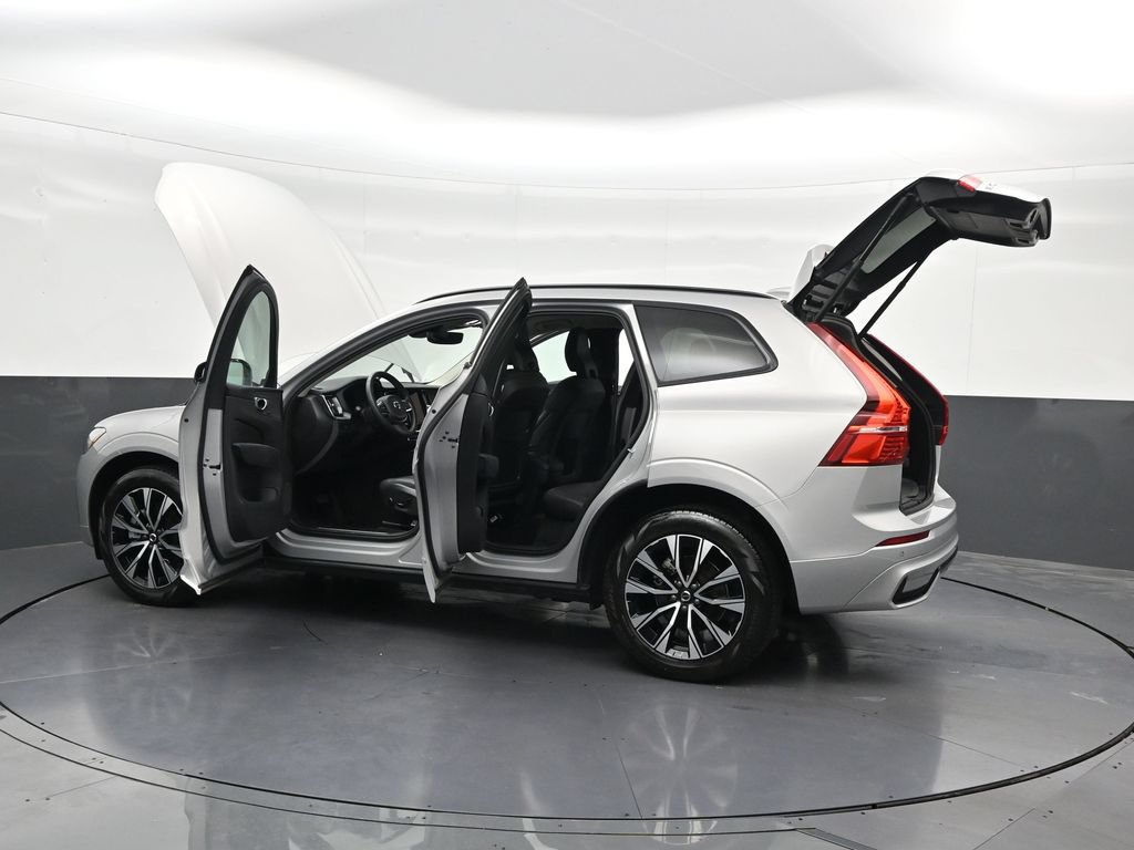 Certified 2024 Volvo XC60 B5 Core AWD/4WD image 38