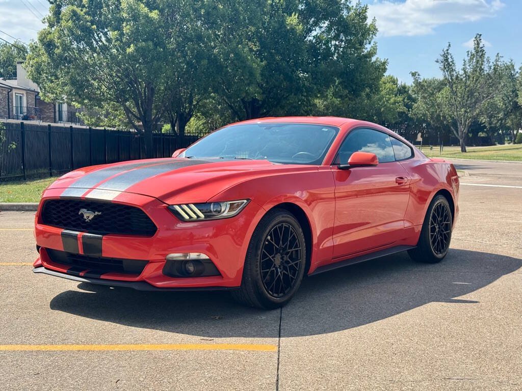 Used 2016 Ford Mustang Coupe w/ Equipment Group 051A RWD image 2