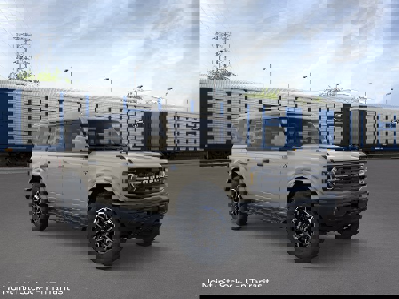 New 2026 Ford Bronco Outer Banks AWD/4WD image 7